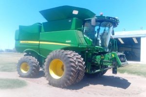 Cosechadora John Deere S680