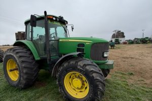 Tractor John Deere 6150J