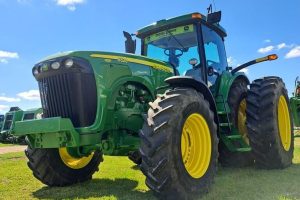 Tractor John Deere 8320