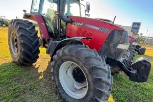 Tractor Case IH MX180