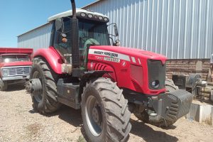 Tractor Massey Ferguson 7390