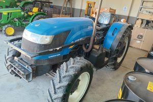Tractor New Holland TD85F