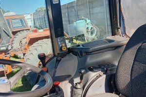 Tractor New Holland TS120
