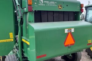 Rotoenfardadora John Deere 569