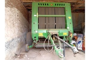 Rotoenfardadora John Deere 560M