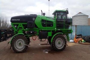 Pulverizadora Metalfor 3025