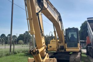 Excavadora Komatsu PC200